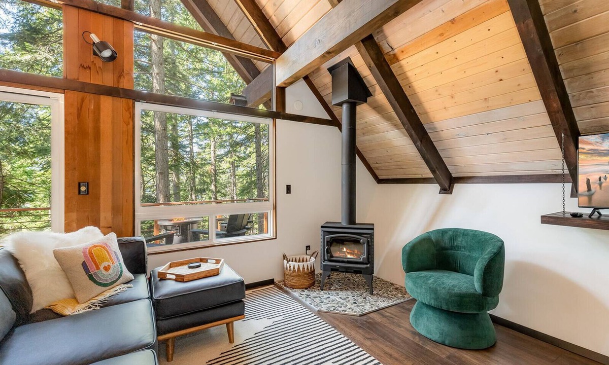 Roslyn Ridge Cabin | Modern a-frame cabin near Roslyn w/hot tub