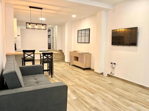 Sant Blai Apartment | Modern and central independent apartment