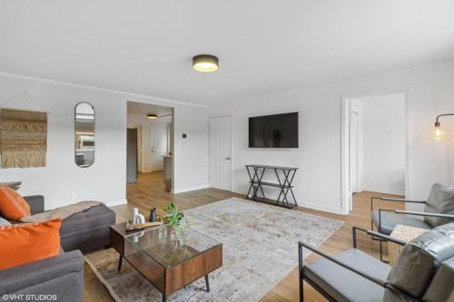 Ottawa Apartment | Modern and Classy 2BR in the Heart of Ottawa