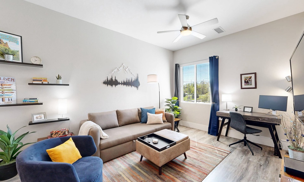 Golden Condo | Modern and Comfy ~ Near Downtown, Red Rocks, Hiking, CSM campus