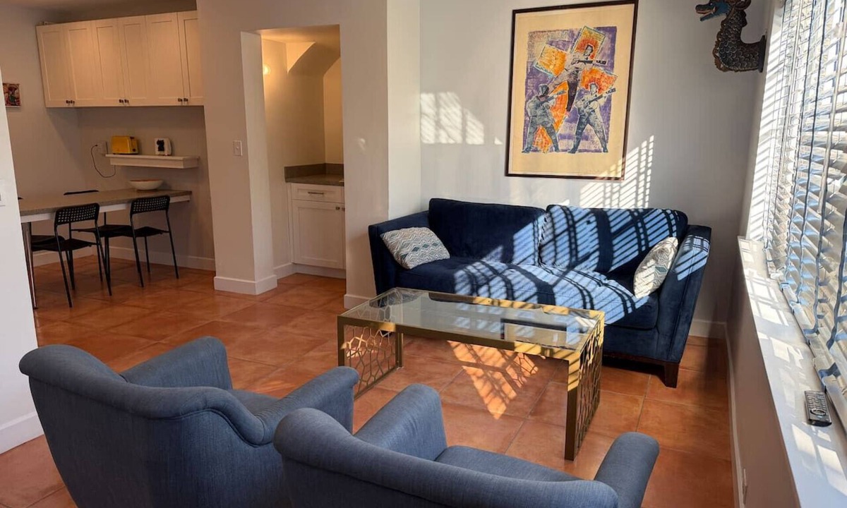 Downtown Fort Lauderdale Apartment | "Modern and Exquisite Apartment in central location.