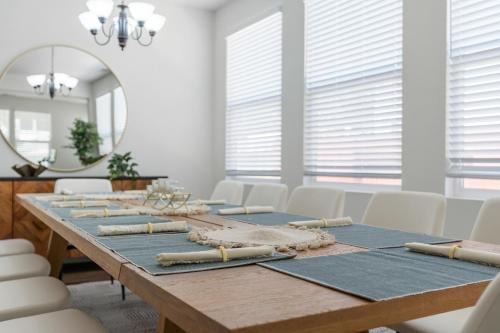 Linda House | Modern and Spacious Home