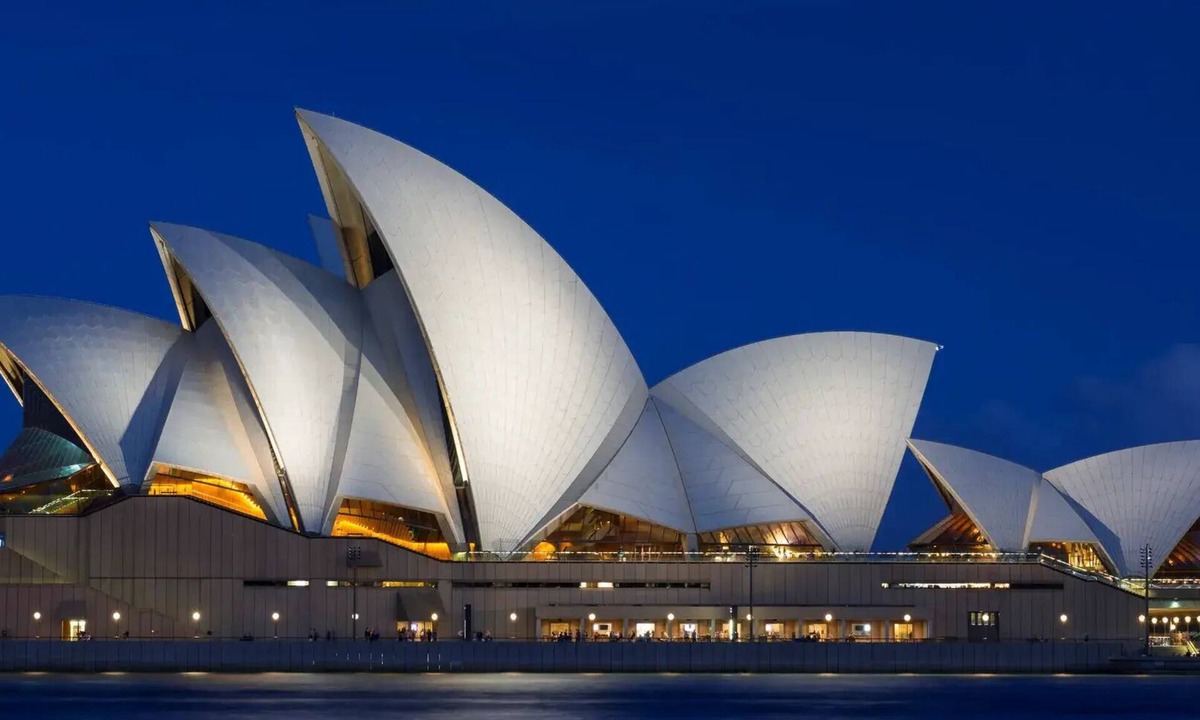 Annandale House | Modern Annandale Home