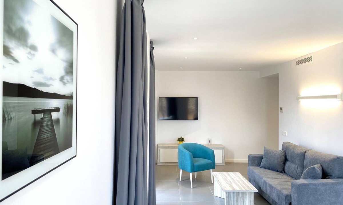 Castello d'Empuries Apartment | Modern apartment with air conditioning in Castelló d'Empúries