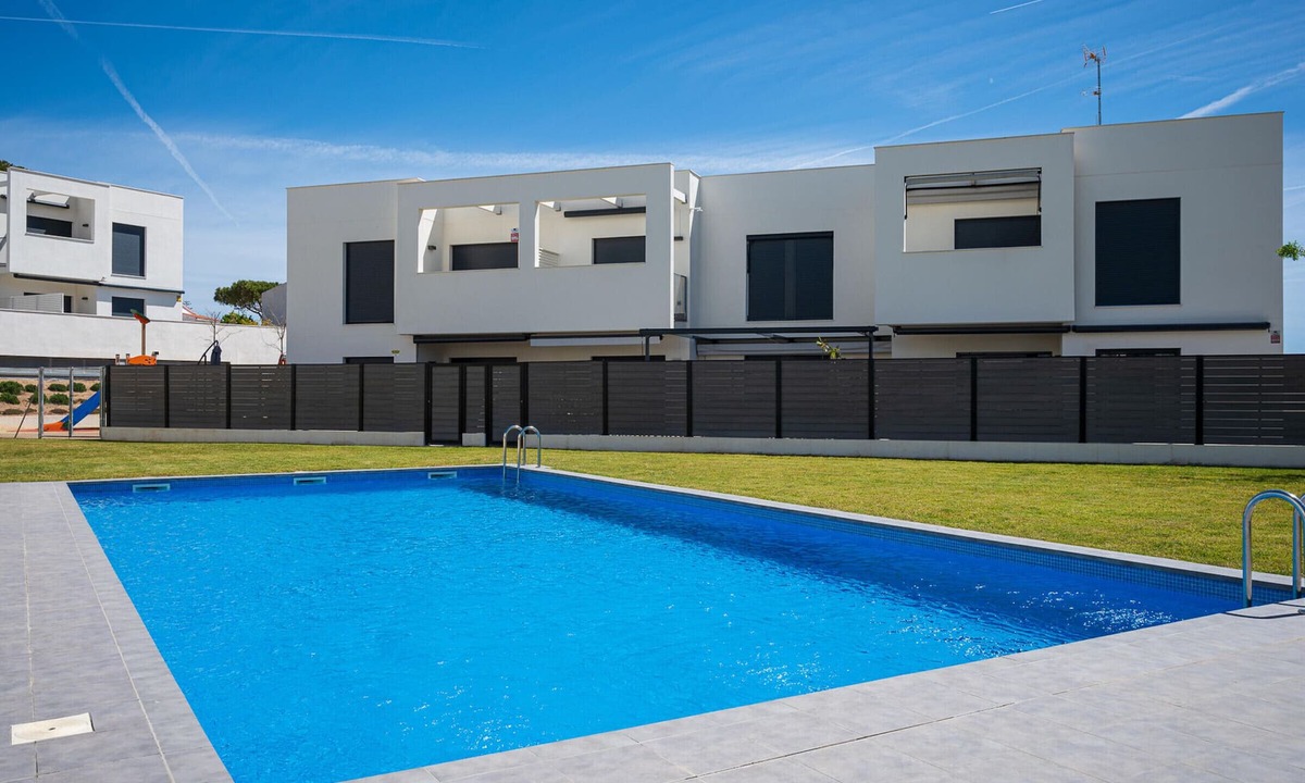 Altafulla Apartment | Modern Apartment 190m from the Beach