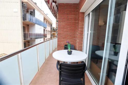 Calafell Apartment | Modern apartment in Calafell with sea and mountain view