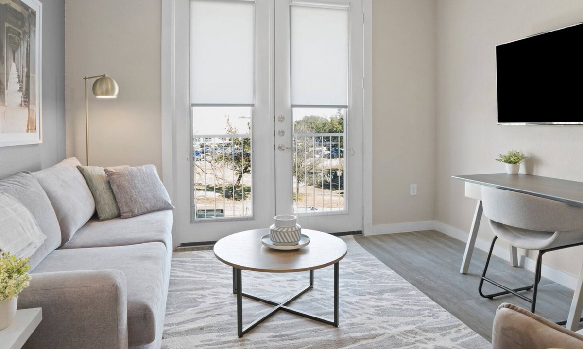 Los Indios Apartment | Modern Apartment in Prime Location (ID7763X80)