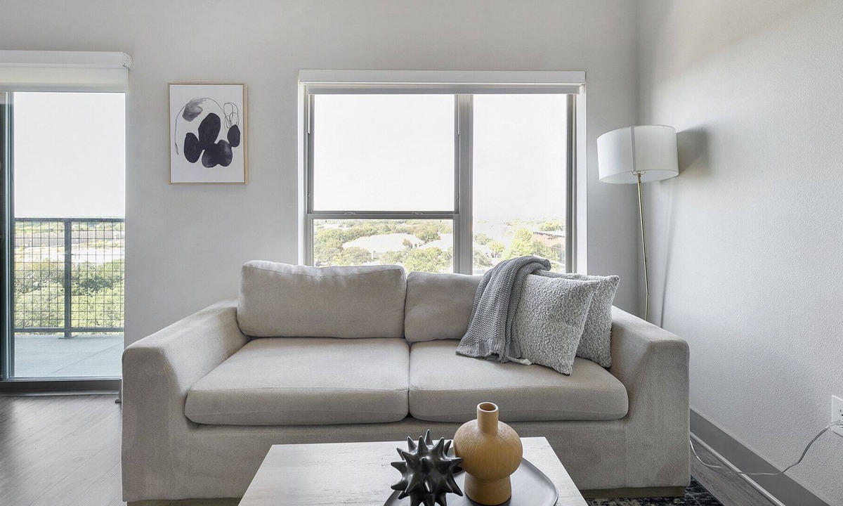 Plano Apartment | Modern Apartment in Prime Location (ID7967X54)