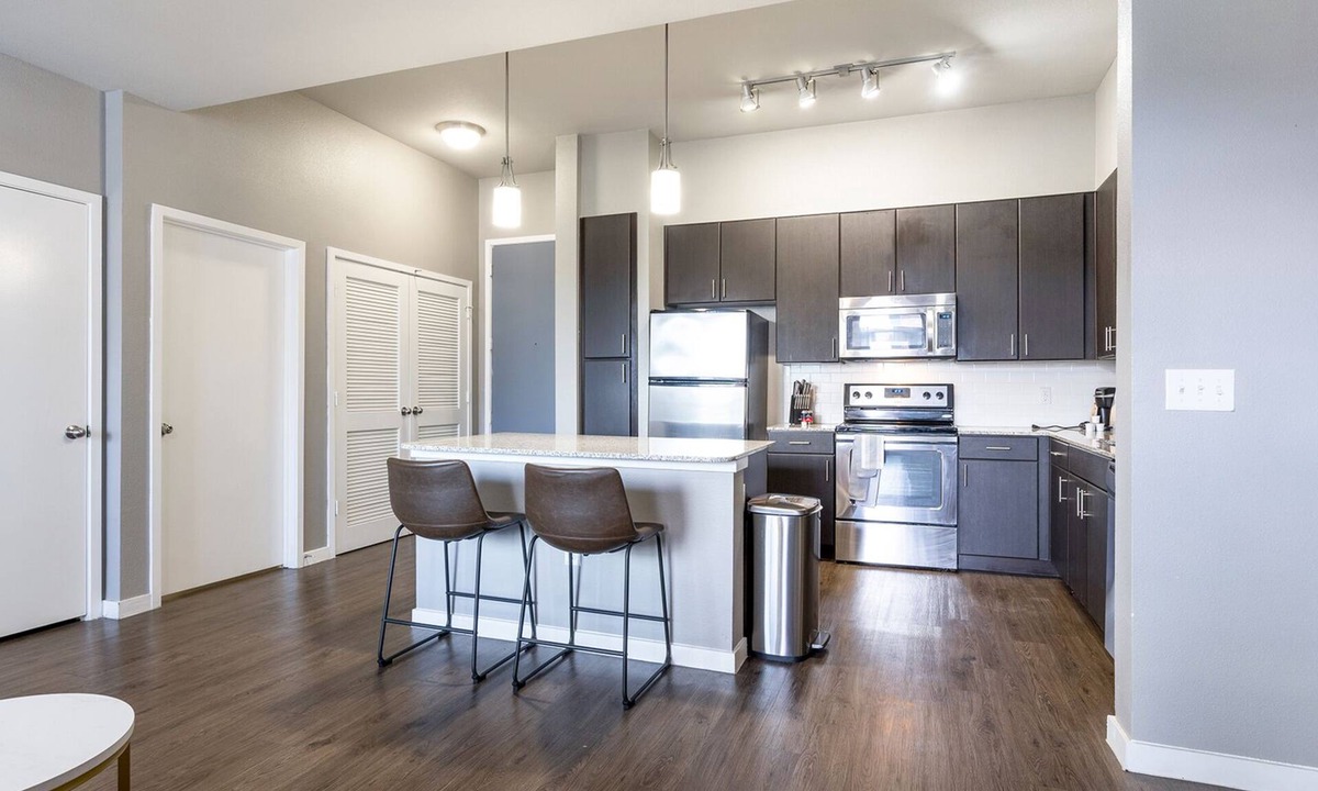 Terrell Heights Apartment | Modern Apartment in Prime Location (ID5045X9)