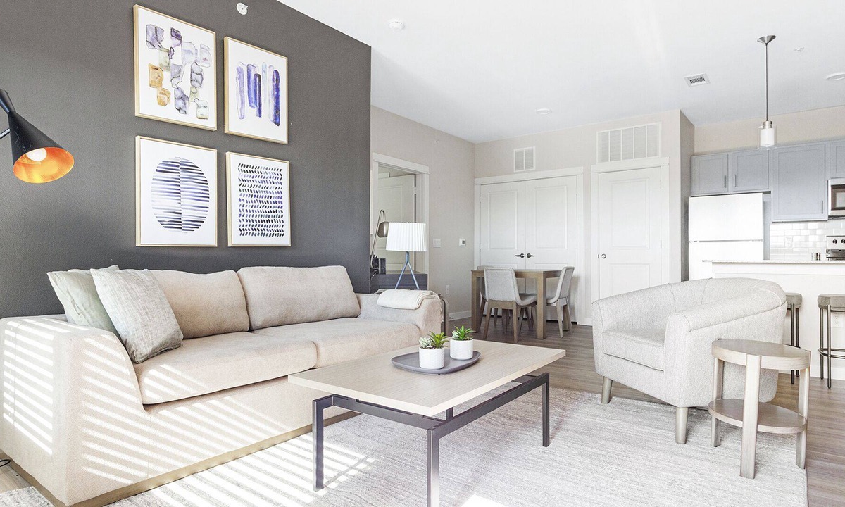 San Marcos Apartment | Modern Apartment in Prime Location (ID1206X872)