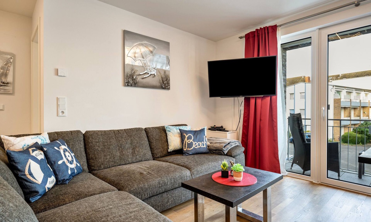 Scharbeutz Apartment | Modern Apartment "Moin am Meer", with Balcony & Wi-Fi; Garage Available