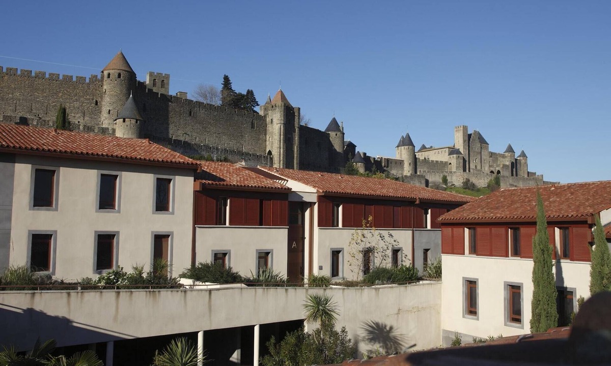 Carcassonne Apartment | Modern Apartment Near Carcassonne