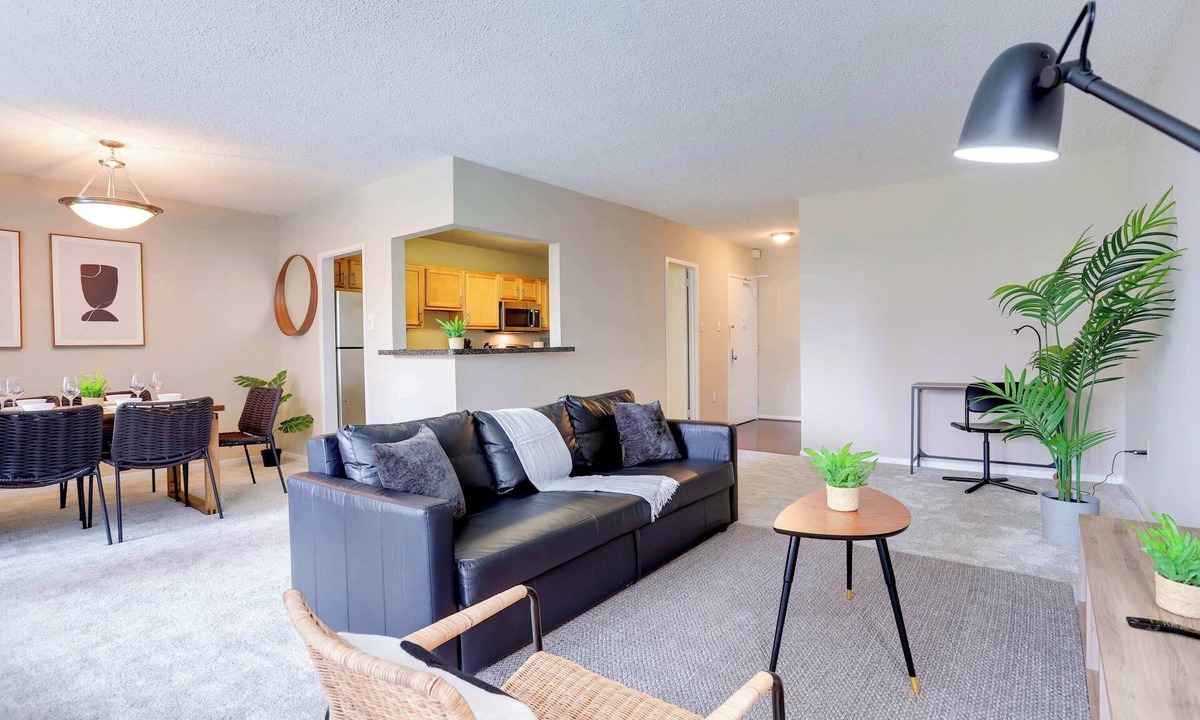 Crystal City Apartment | Modern Apt Near D.C. | Easy Metro Access