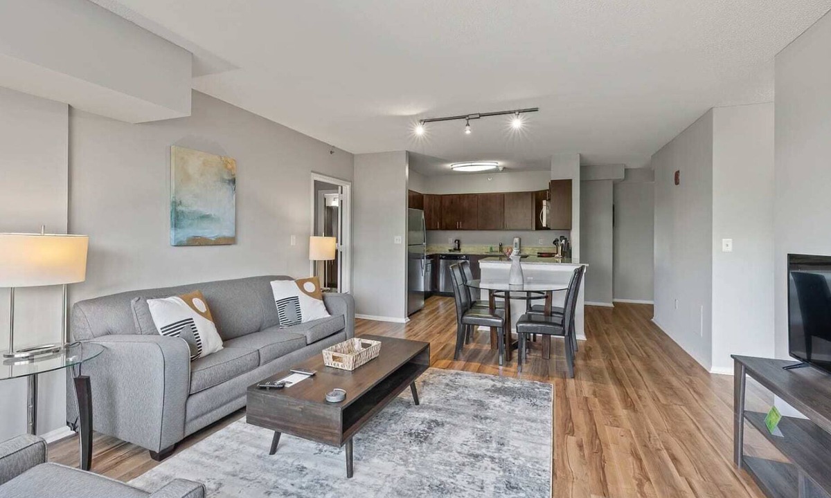 White Plains Apartment | Modern Apt with Kitchen and Gym