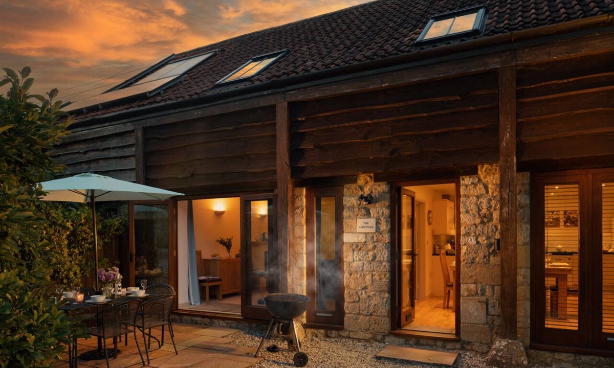 Sherborne House | Modern barn close to Sherborne