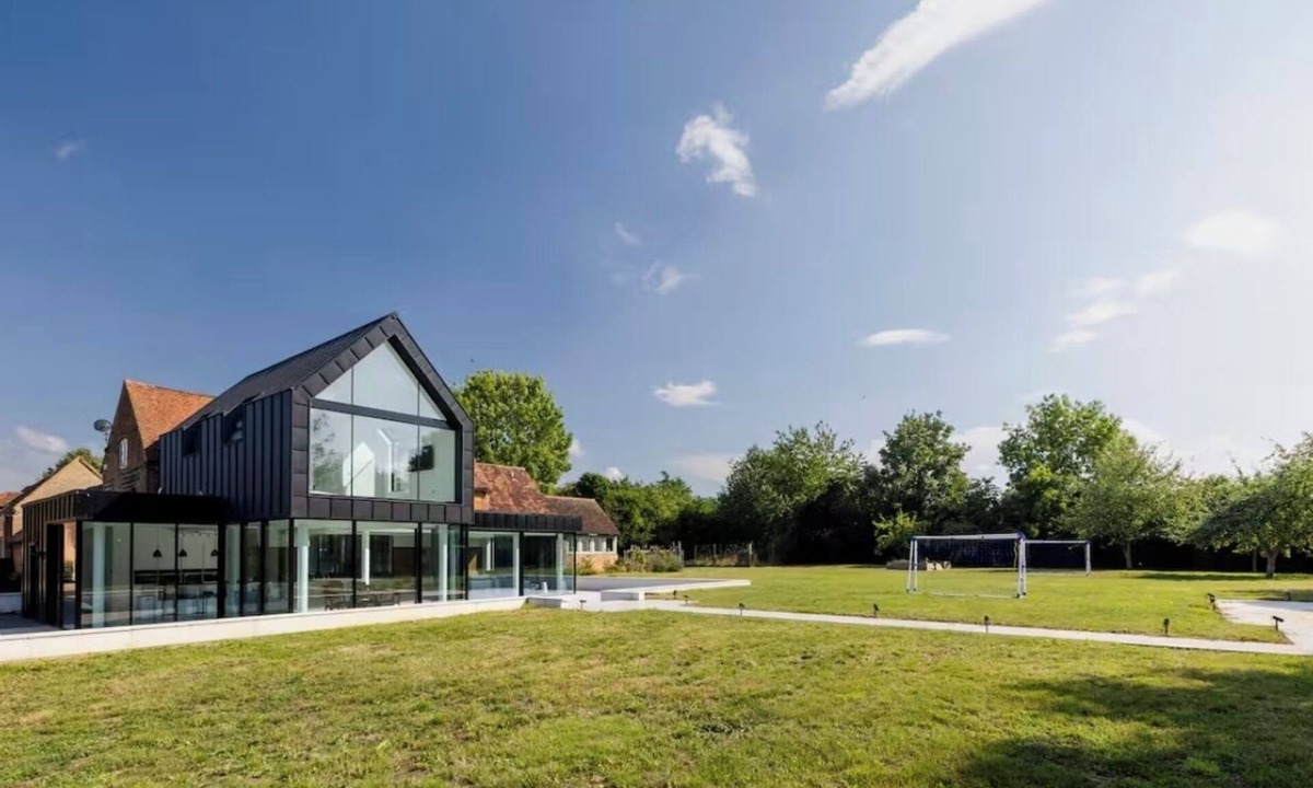 Rugby House | Modern Barn Conversion