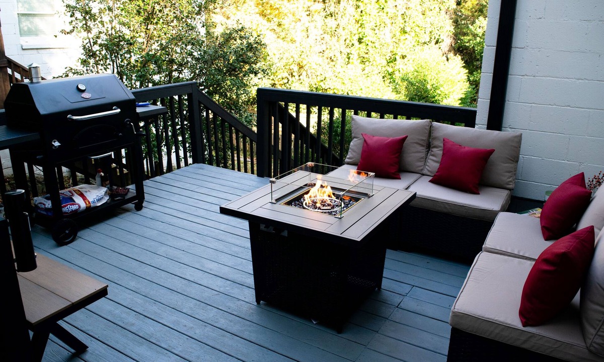 Garden Hills House | Modern Buckhead Duplex 2Br 2Ba - Walk Everywhere! Pet-Friendly