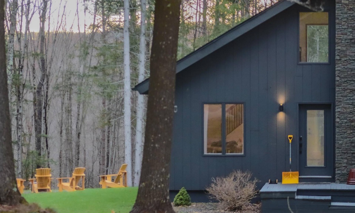 Delancey Cabin | Modern Cabin in the Catskills Pet Friendly!