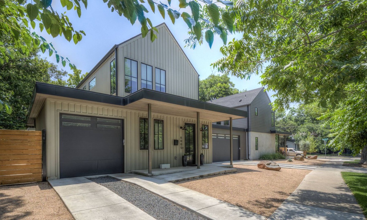 Brentwood House | Modern Central Austin Home with Cozy Casita