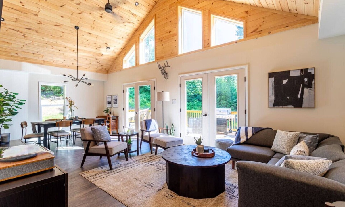 Kerhonkson Cabin | Modern Chalet w/Firepit, BBQ, Fast Wi-Fi, Deck