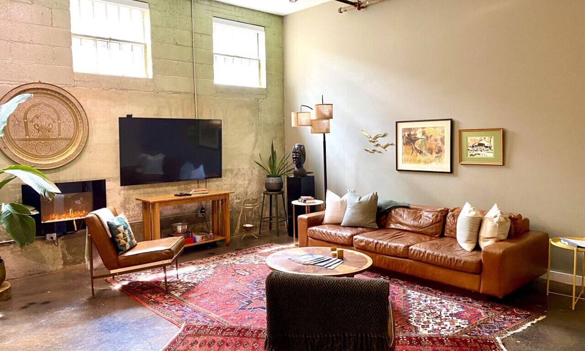 Central Business District Apartment | Modern City Loft Downtown Lynchburg VA LYH HUGE