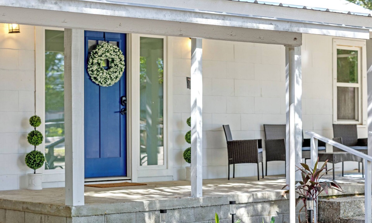 Niceville House | Modern Coastal Cottage Near Destin & Beaches