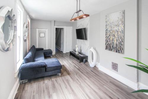 Reading House | ☆ Modern Coed Dorm in Reading ☆