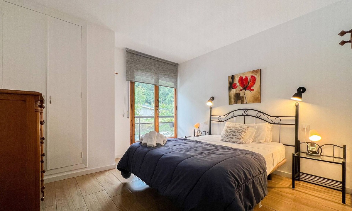 Les Escaldes Apartment | Modern Comfort in Escaldes-Engordany, 3 Bedrooms, Parking