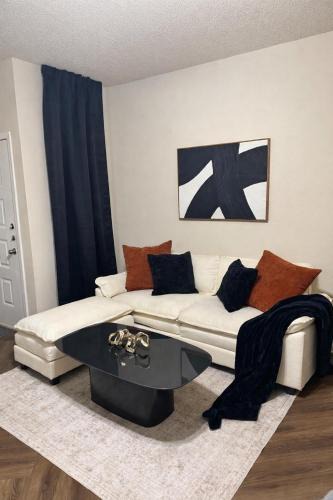 Southwest Carrollton Apartment | Modern Comfort Stay ,Relax and Recharge