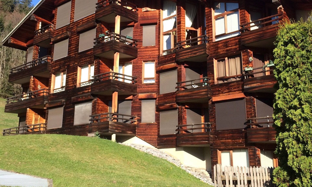 Morzine Apartment | Modern comfortable apartment, great location by Pleney