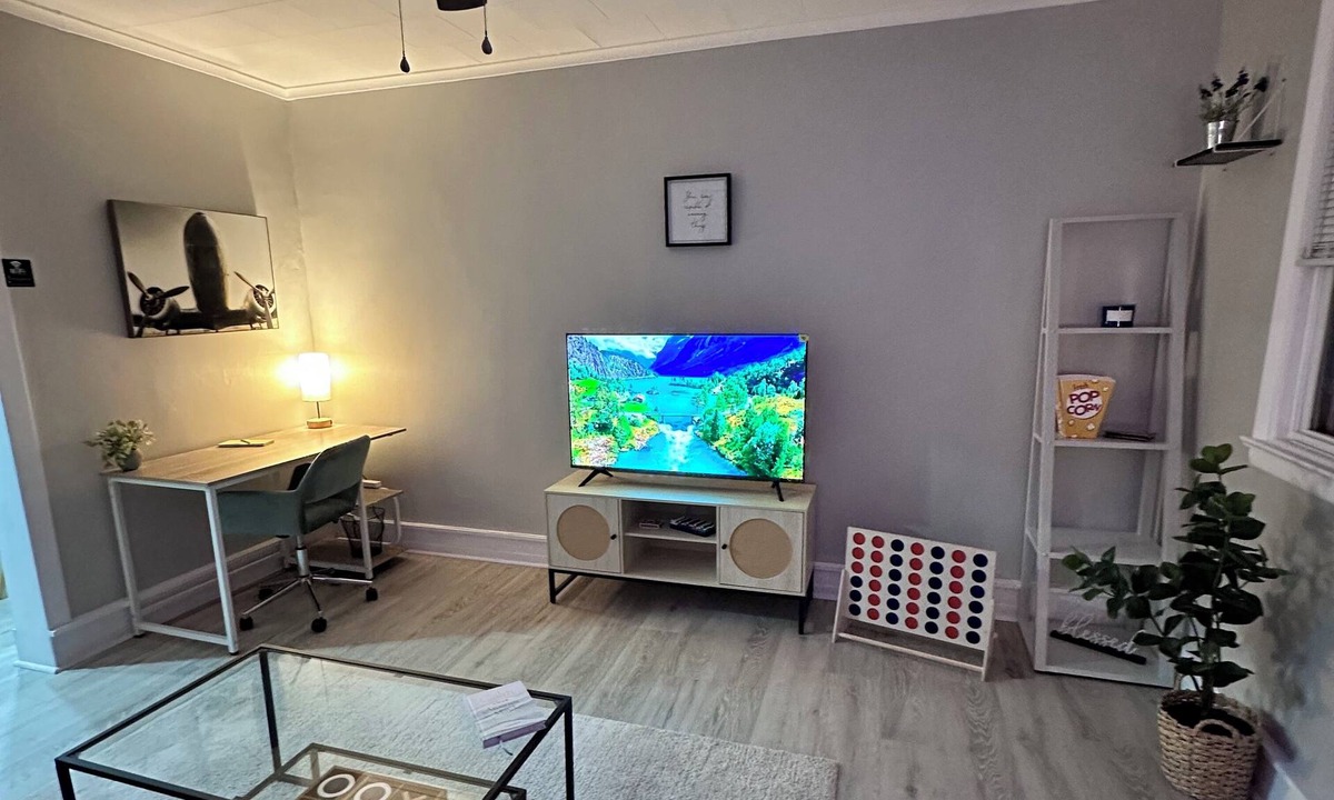 Constable Hook Apartment | Modern Comfy 2 Bedroom Apartment