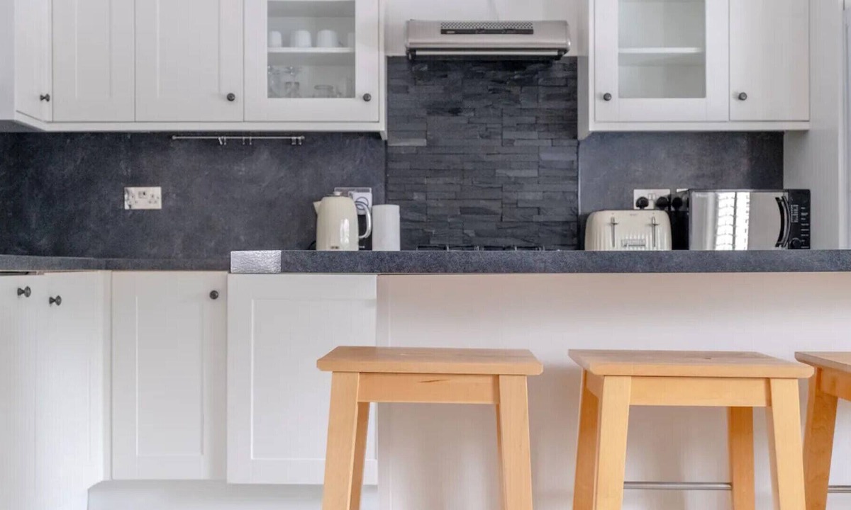 Clapham Apartment | Modern & Cosy 2BR APT next to Clapham Common!