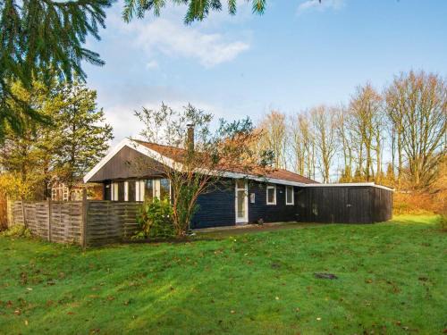 Arrild Ferieby House | Modern Cottage Oasis in Arrild-By Traum