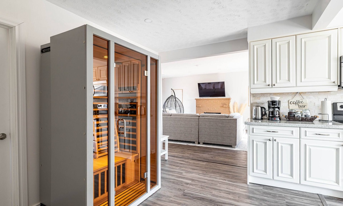 Lincoln Cottage | ★Modern Cottage Oasis★Sauna★King Bed★Wine Country★