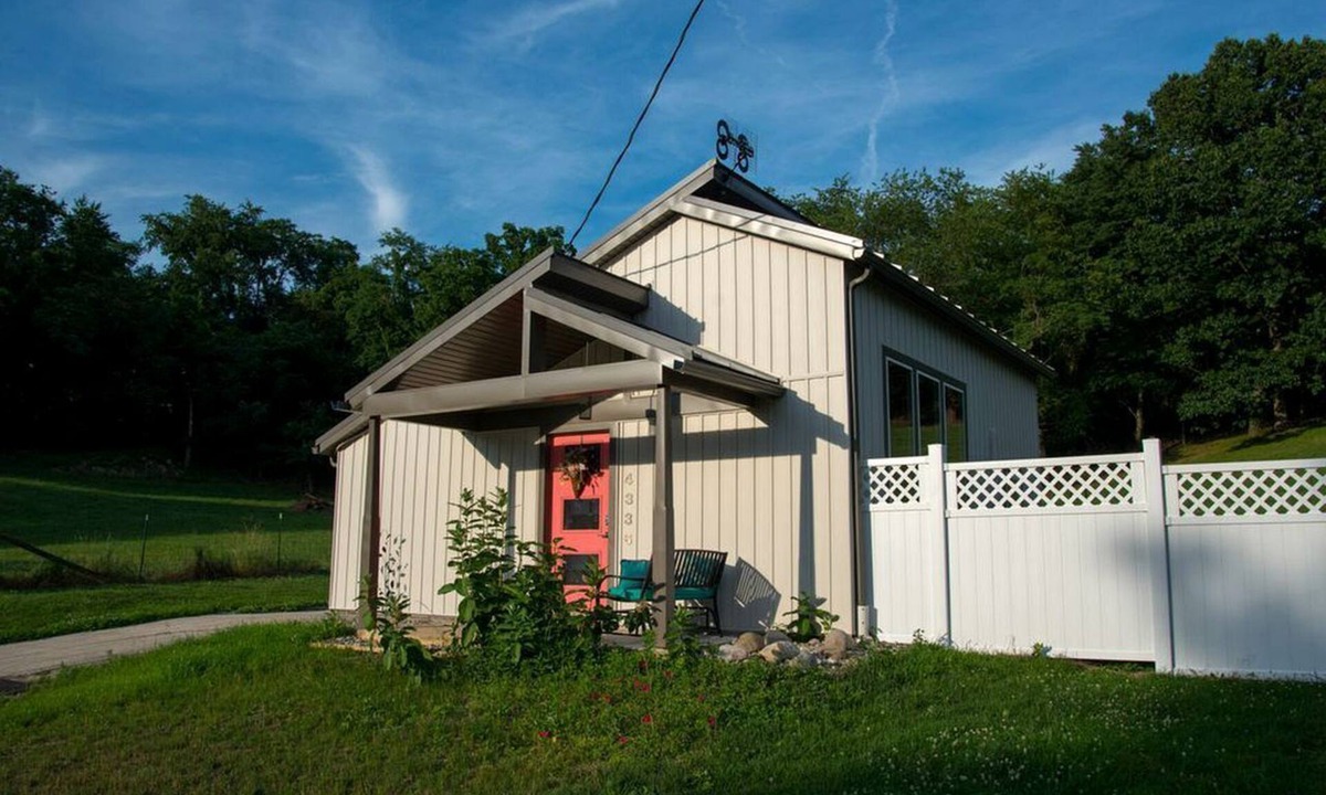 Columbia House | Modern Cottage Rental on a Peaceful Farm near Amish Country in Pennsylvania