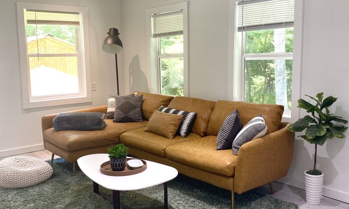 Mountainhome Cottage | Modern Cottage with Beautiful Backyard and Firepit!