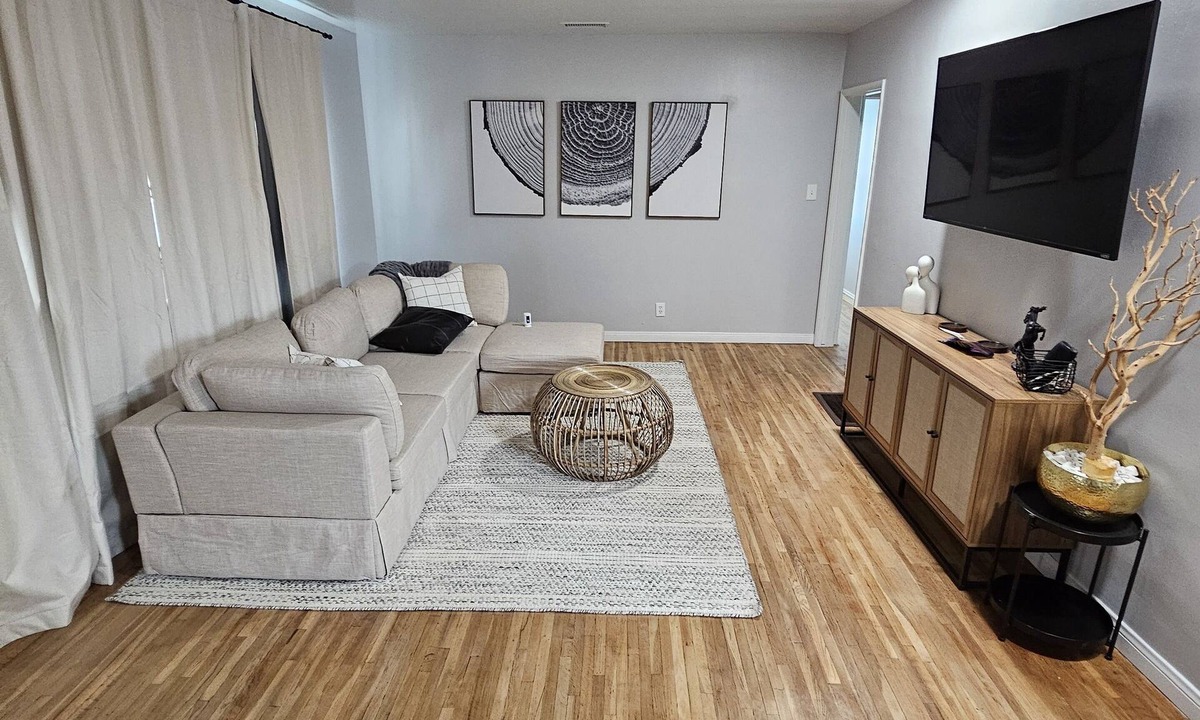 San Bernardino House | Modern cozy 2 bedroom