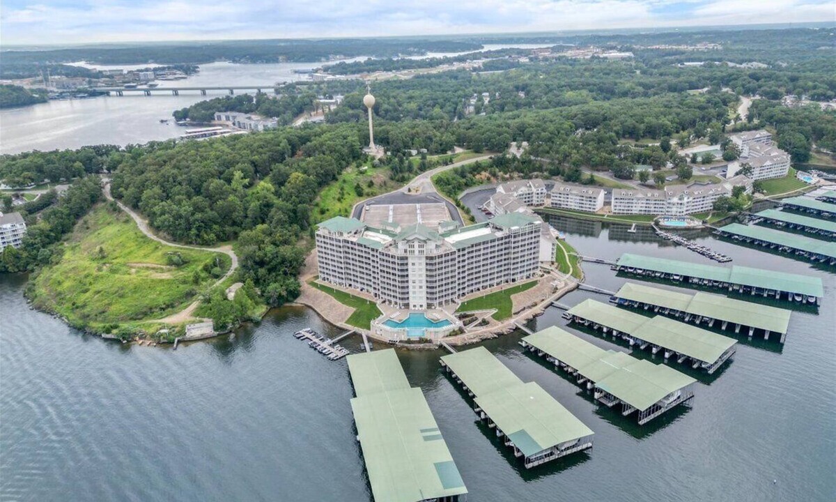 Osage Beach Condo | Modern Decor, Views, Grill, Workstation, Boat + 2 PWC Slips & Resort-style Amenities