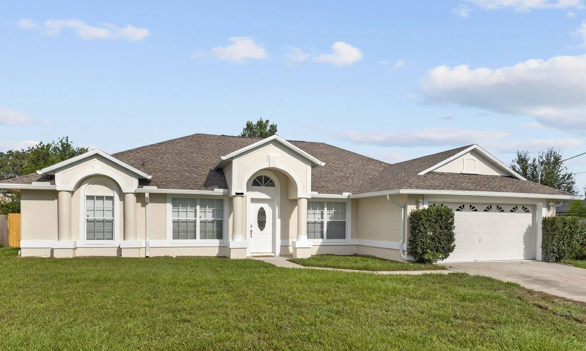 Deltona Lakes House | Modern Deltona House