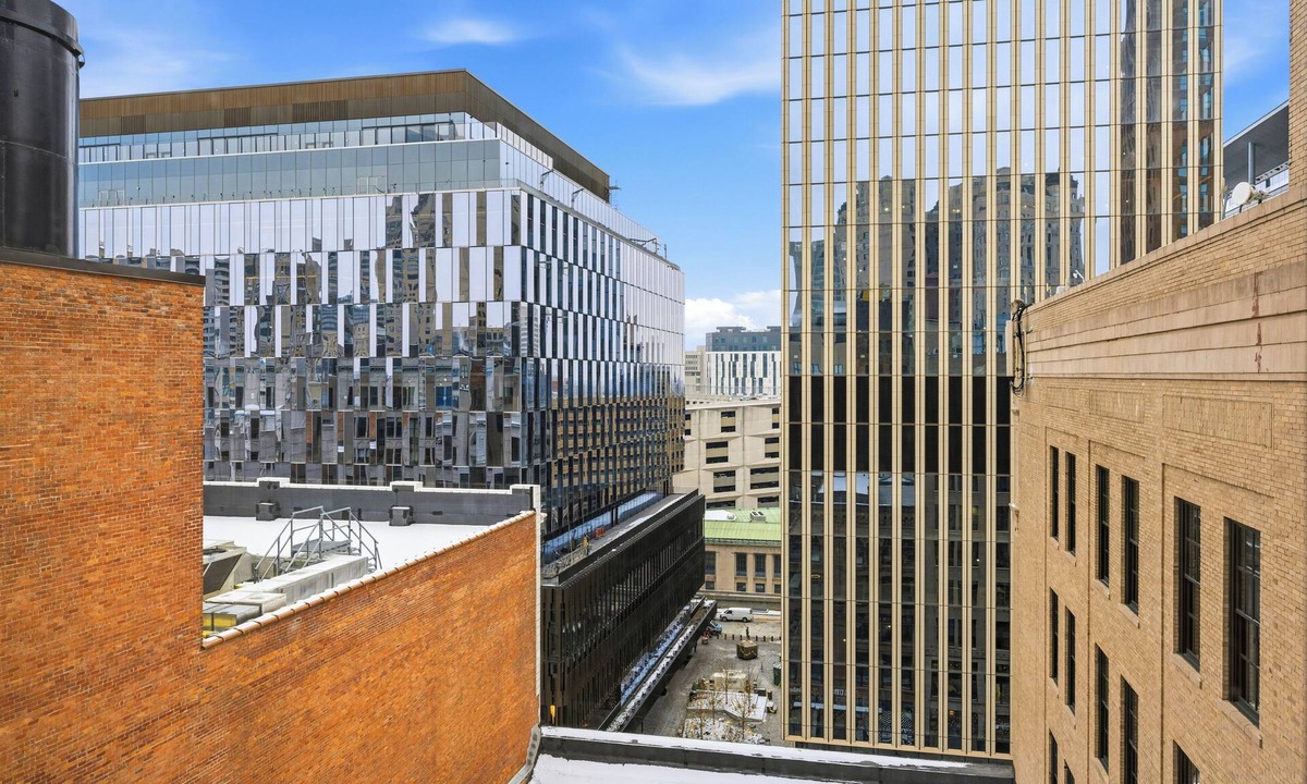 Downtown Detroit Apartment | Modern Downtown Apartment
