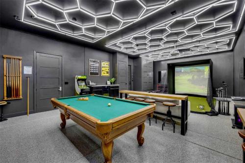 Southwest Village House | Modern Dreamland in Old Town