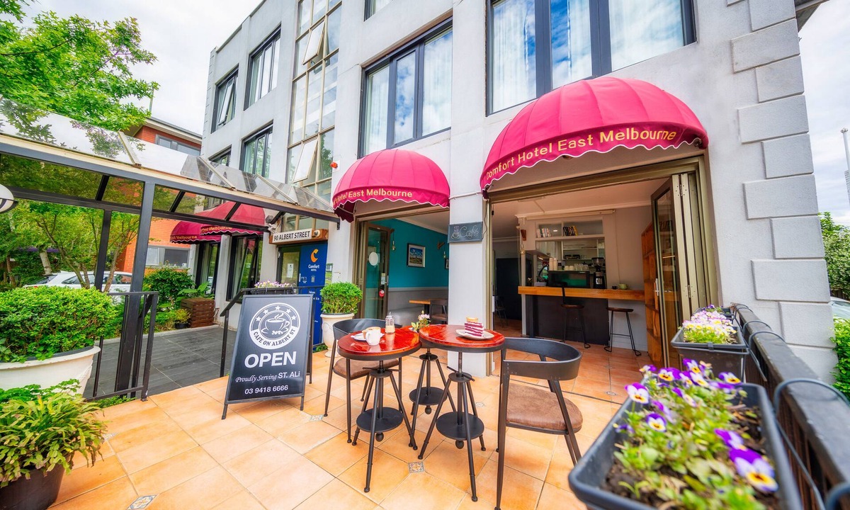 East Melbourne Hotel | Modern East Melbourne accommodation