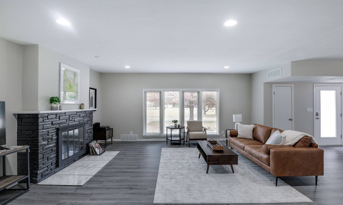 Wichita House | Modern East Side Ranch