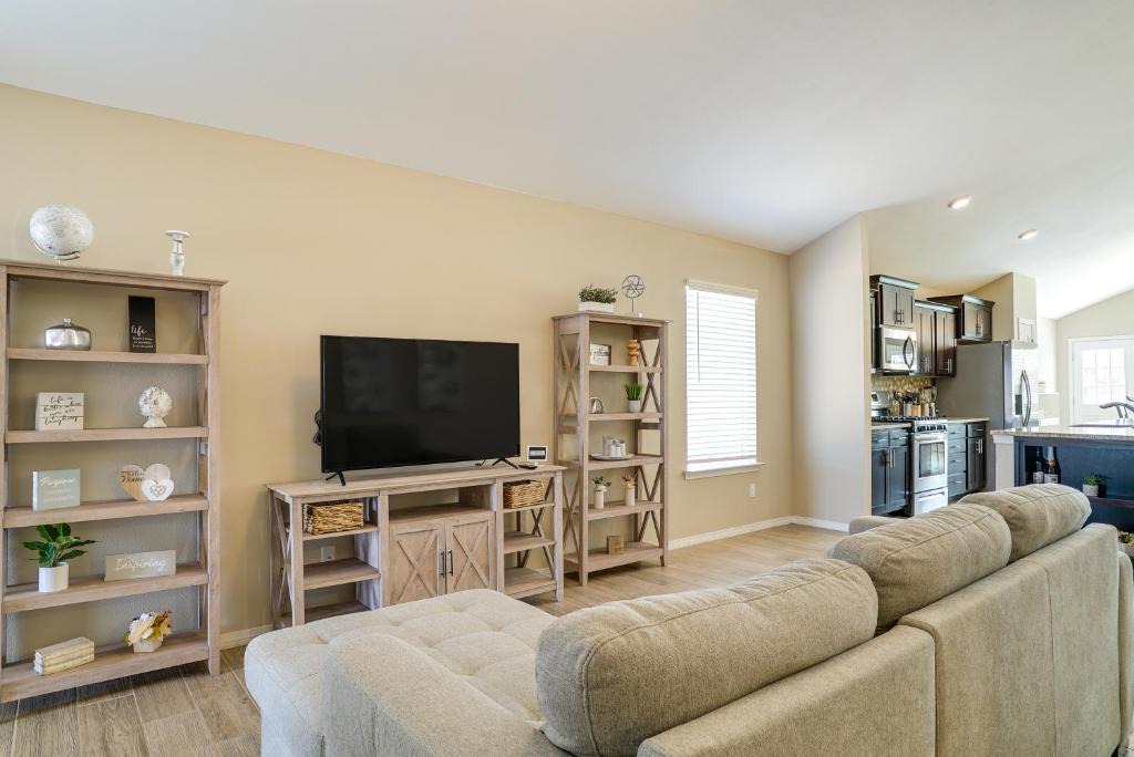 Biggs Field House | Modern El Paso Getaway w/Patio & Backyard!