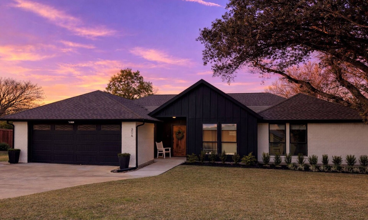 Keller House | Modern Farmhouse Design, Texas Charm!
