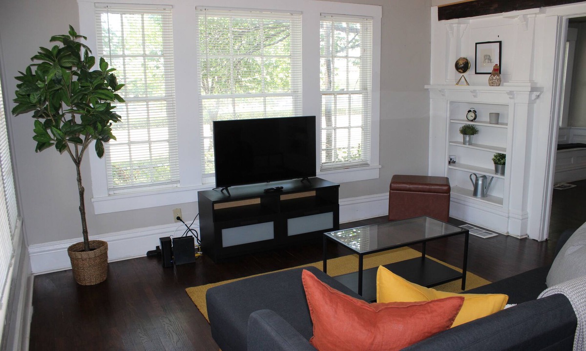 Fort Worth Apartment | Modern Farmhouse in Fairmount