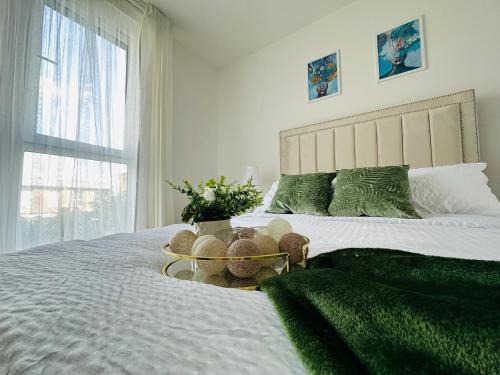 Eltham West Apartment | Modern Flat in Greenwich