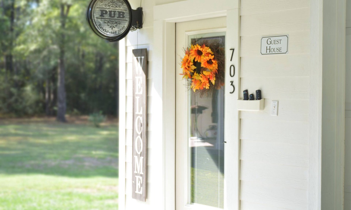 Wallisville House | Modern Guest Home in Wallisville!