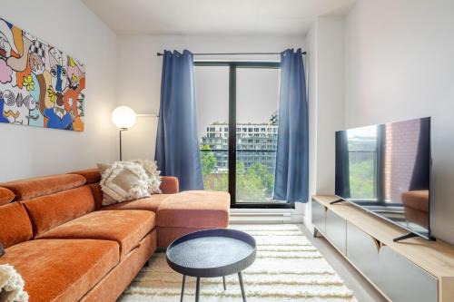 Cite Multimedia Apartment | Modern Heritage Stay Upscale 2BR in Old Port