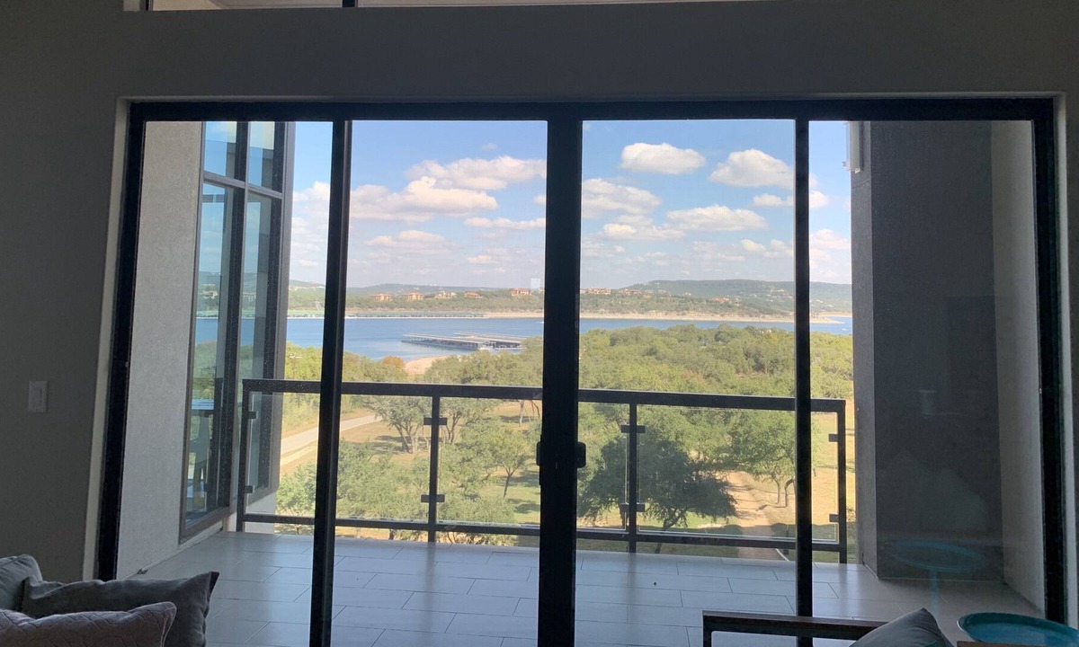 Hudson Bend Condo | Modern Hill Country Oasis with panoramic views of Lake Travis